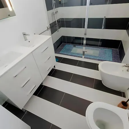 Con Piscina Privada Vistas A Campo De Golf Holiday home *